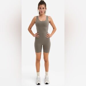 Mate the label unitard